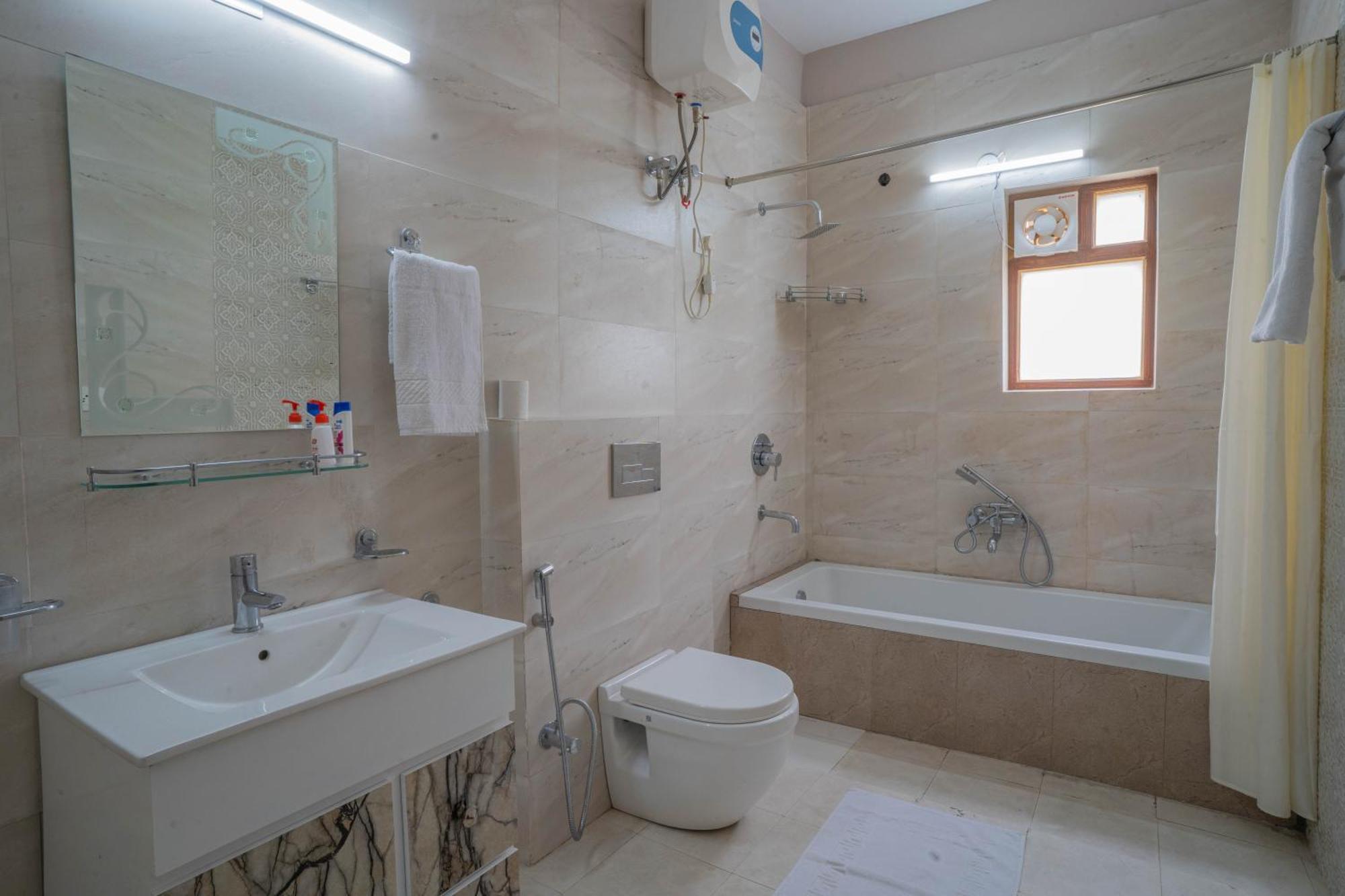 Hostie Sahasrara-3Bhk Chalets, Majkhali, Раникхет Экстерьер фото