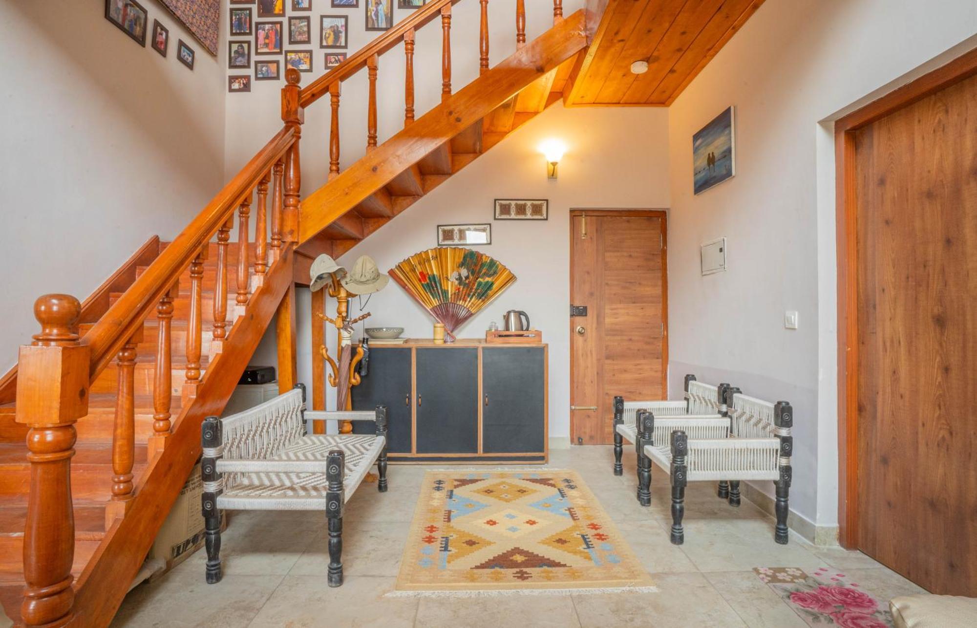 Hostie Sahasrara-3Bhk Chalets, Majkhali, Раникхет Экстерьер фото